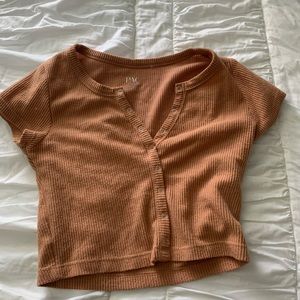 PACSUN XS BUTTON CROP TOP